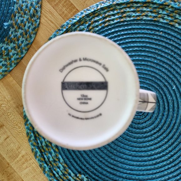 5 Coffee Mugs Black and White Modern Graphic Design 10 oz Kitchen Details - Picture 8 of 8